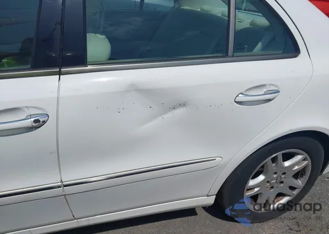 2006 Mercedes-Benz E 350 z USA, uszkodzony, nr VIN WDBUF56J56A800548